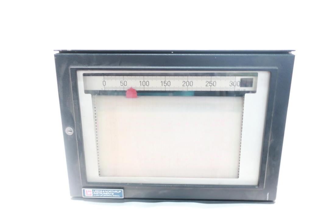 LEEDS NORTHRUP 257-30-000-10-01-0146-6 CHART RECORDER