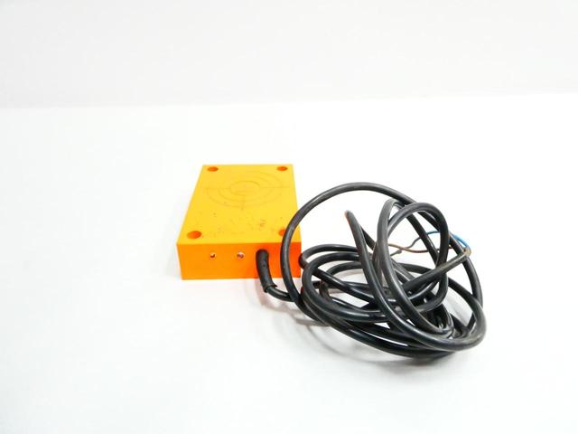 IFM EFECTOR 8047AL50NL2AAXX PROXIMITY SENSOR 20-250V-AC
