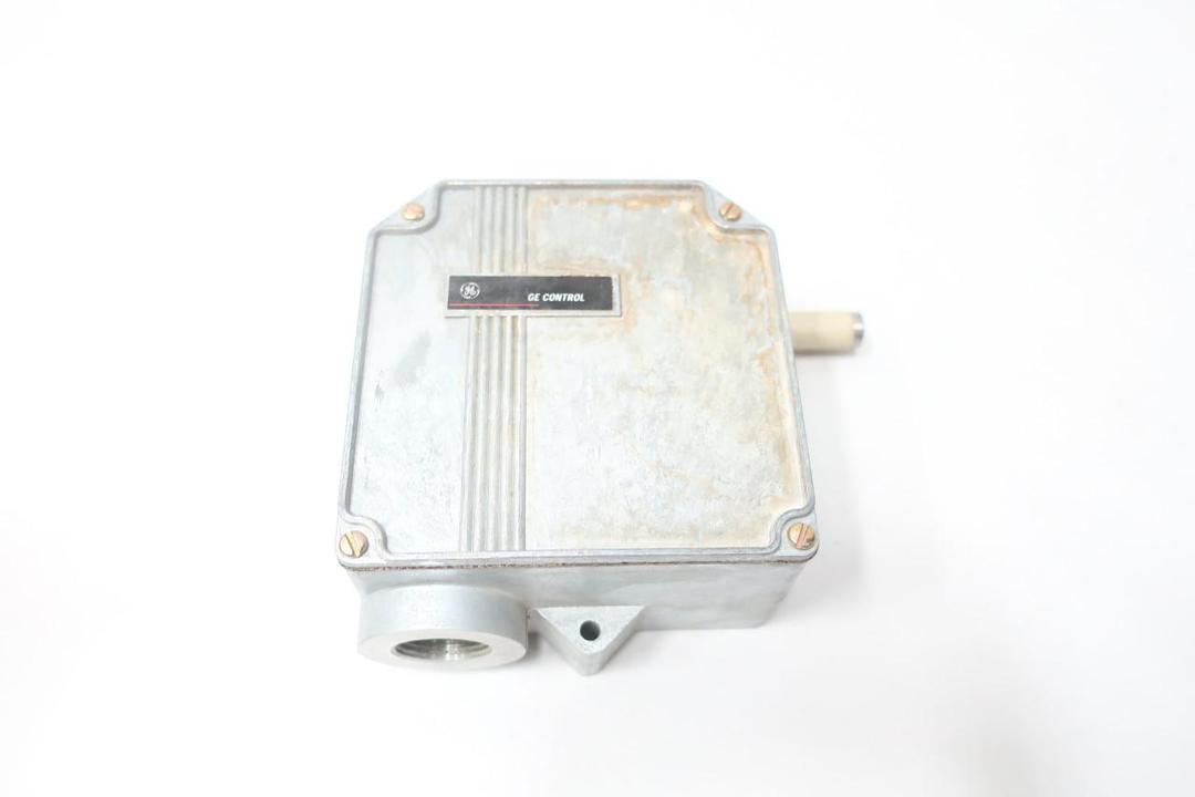 GENERAL ELECTRIC GE CR115E124102 GEARED ROTARY LIMIT SWITCH