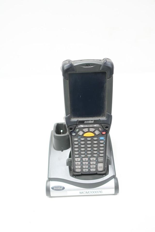 SYMBOL TECH MC92N0-GJ0SXEYA5WR BAR CODE SCANNER WITH CRADLE 11-16V-DC