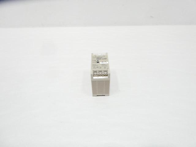 OMRON S82S-7705 POWER SUPPLY 12-24V-DC 1.5A AMP 5V-DC