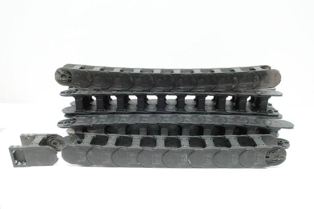 BOX OF 8 IGUS 14040.02.175 CABLE CHAIN 39IN