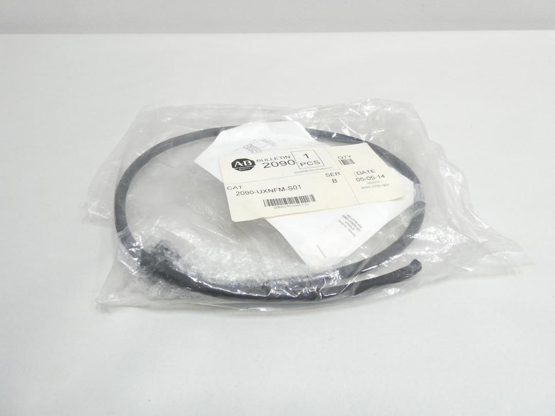ALLEN BRADLEY 2090-UXNFM-S01 CORDSET CABLE