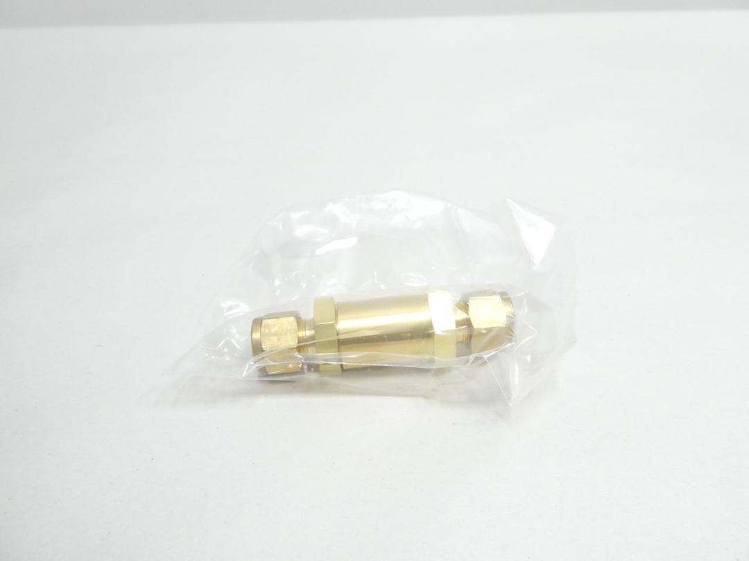 SWAGELOK B-6C-1/3 BRASS CHECK VALVE 3/8IN TUBE