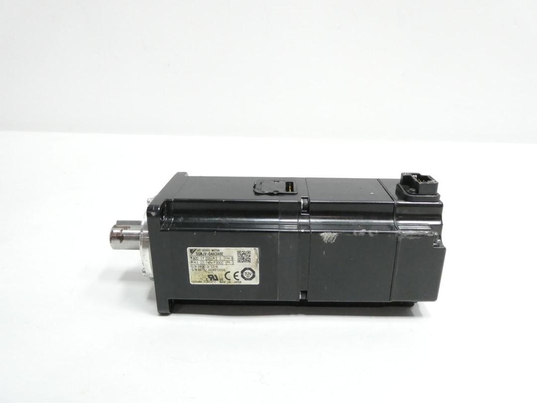 YASKAWA SGMJV-04A3A6E SERVO MOTOR 3PH 400W 3000RPM 1.27NM 200V-AC