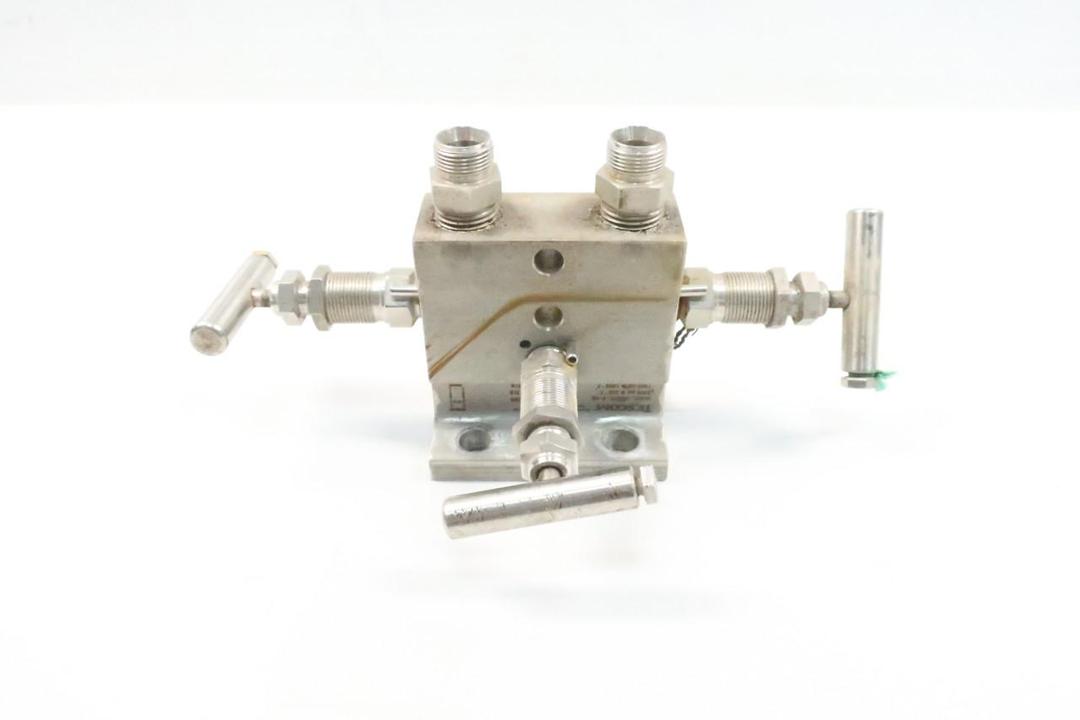 TESCOM M4TEIS-4-HD INSTRUMENT VALVE MANIFOLD