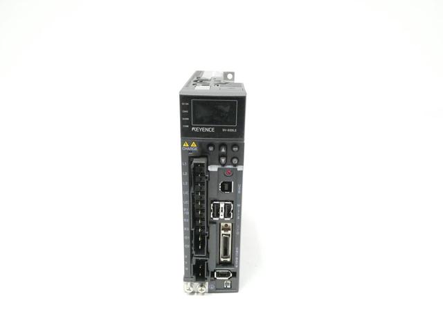 KEYENCE SV-020L2 SERVO DRIVE 0-400HZ 200-230V-AC 0-230V-AC 3PH 200W