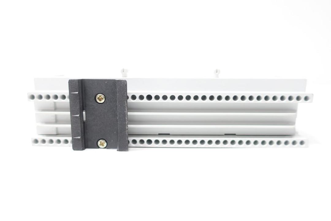 SIEMENS FBS0045 BUS ADAPTER SHOE