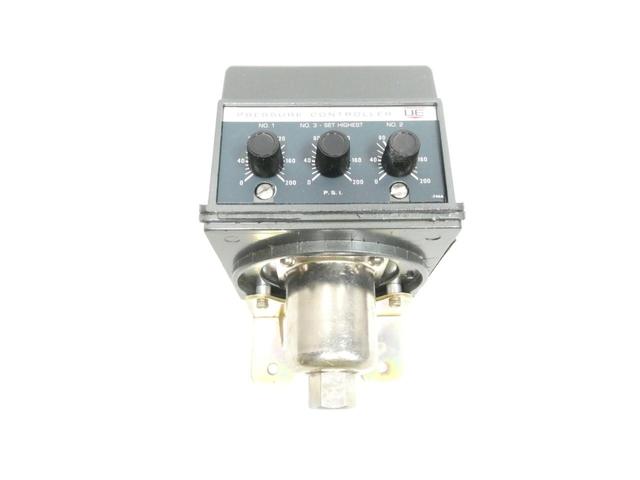 UE UNITED ELECTRIC H303-164 PRESSURE CONTROLLER 125/250V-AC 0-200PSI