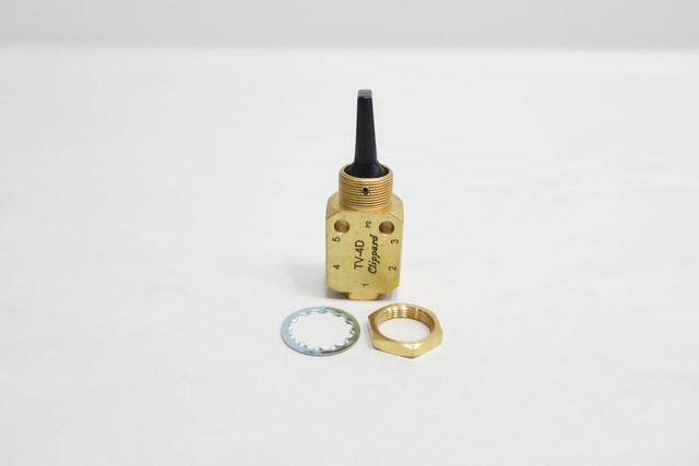 CLIPPARD TV-4D 4-WAY 3-POSITION TOGGLE VALVE