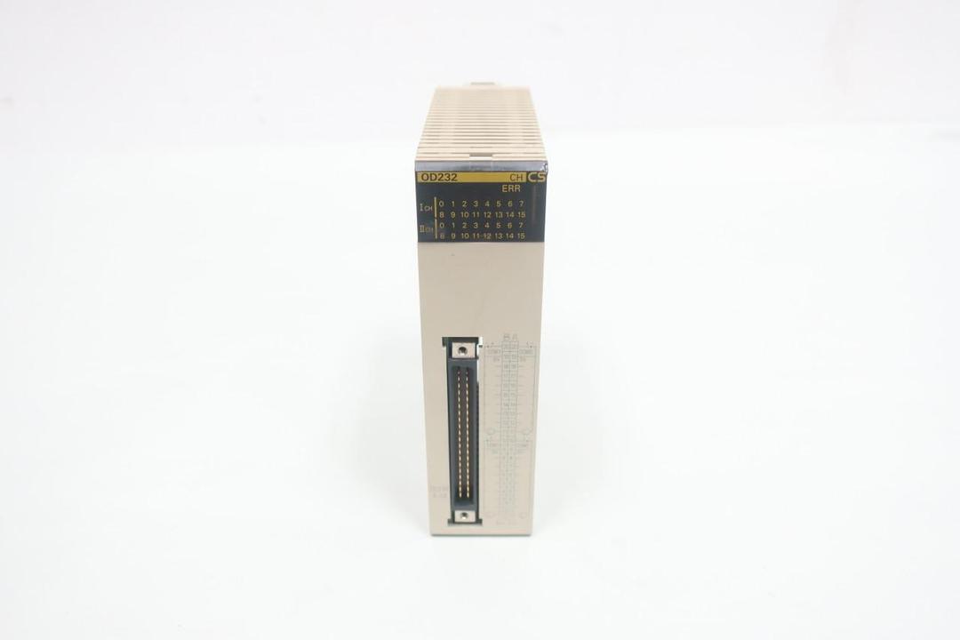 OMRON CS1W-OD232 OUTPUT MODULE