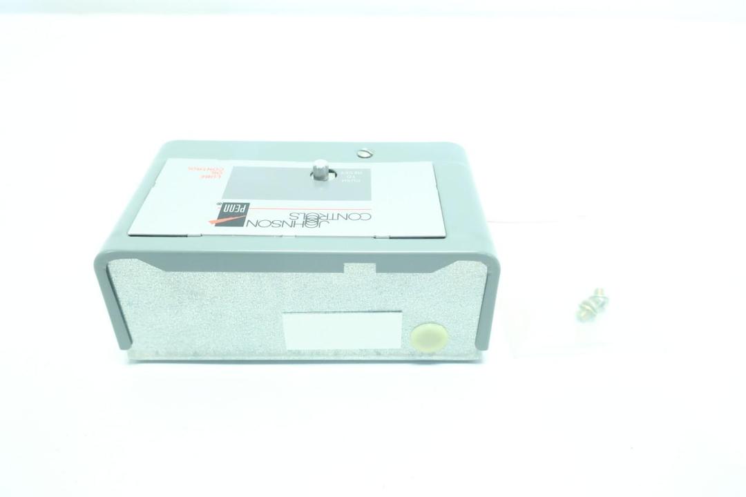 JOHNSON CONTROLS P45NCA-83C 6.5PSI 120/240V-AC OIL FAILURE CUTOUT CONTROL