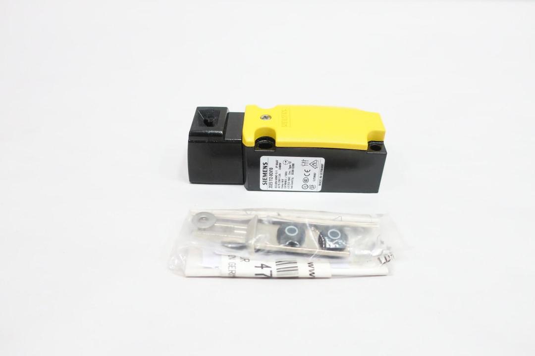 SIEMENS 3SE5 112-0QV10 SAFETY LIMIT SWITCH