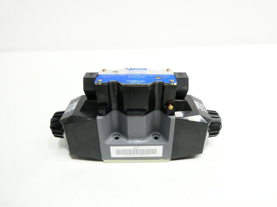 TOKIMEC DG4V-5-2C-M-PL-T-6-40 HYDRAULIC DIRECTIONAL CONTROL VALVE 100/110V-AC