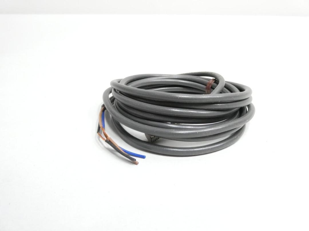 OMRON E2E-X1R5E1 PROXIMITY SENSOR 12-24V-DC