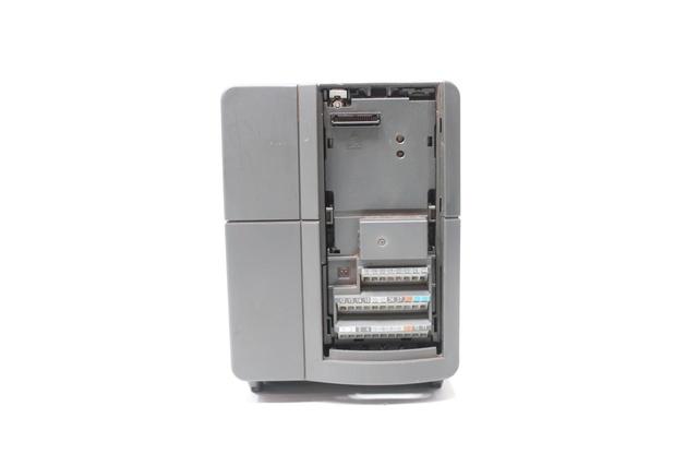 SIEMENS 6SE6440-2UD24-0BA1 MICROMASTER 440 AC VFD DRIVE 0-650HZ 0-480V-AC 4KW