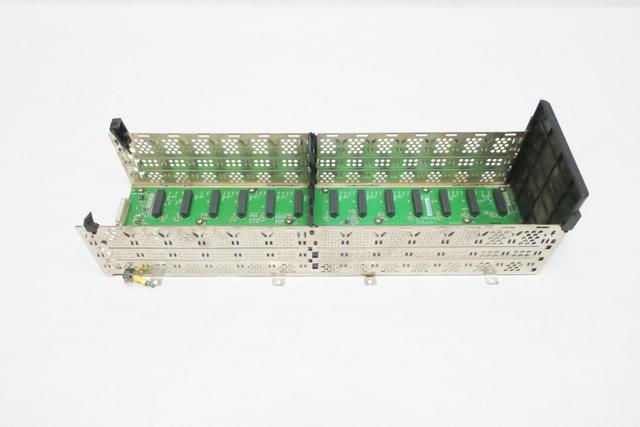 ALLEN BRADLEY 1756-A13 CHASSIS MODULE