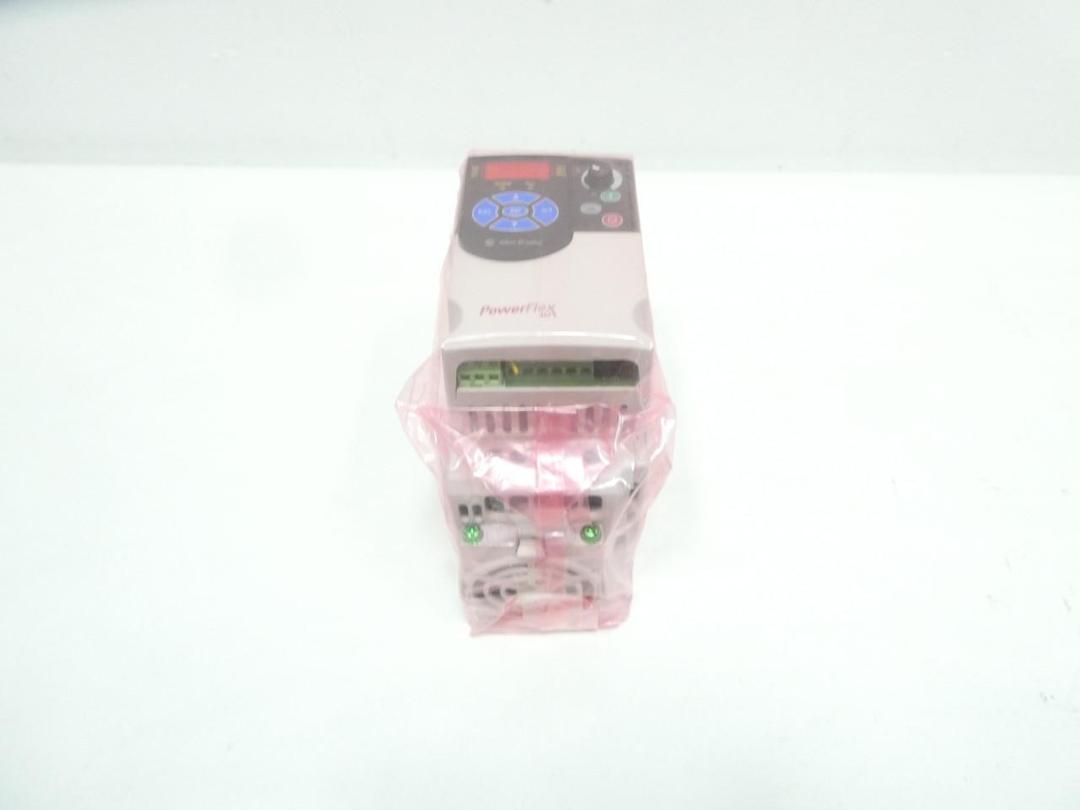 ALLEN BRADLEY 22F-A4P2N113 POWERFLEX 4M DRIVE 200-240V-AC 0-400HZ 0-230V-AC 1HP