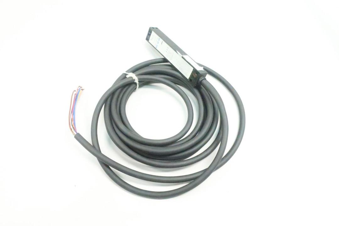 IFM EFECTOR E11214 WIRING SPLITTER BOX