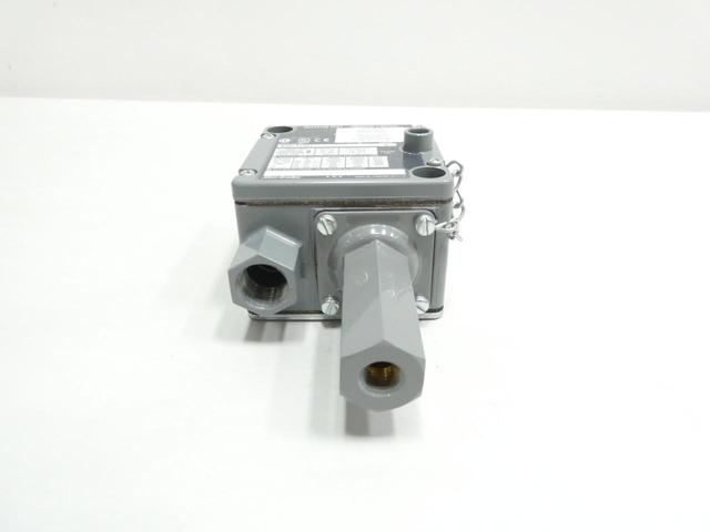 ALLEN BRADLEY 836T-T255J PRESSURE SWITCH 40-450PSI 120-600V-AC