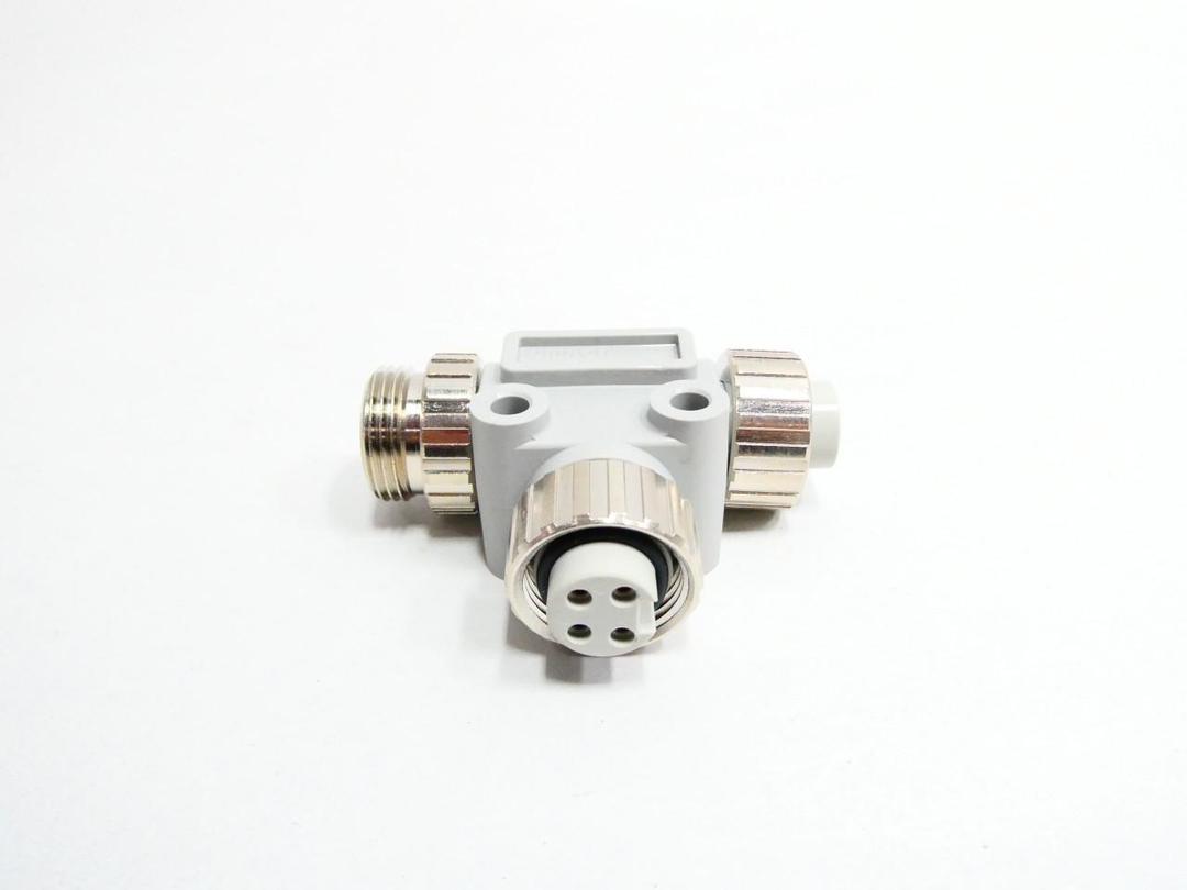 OMRON XS4R-D424-5 T-BRANCH CONNECTOR