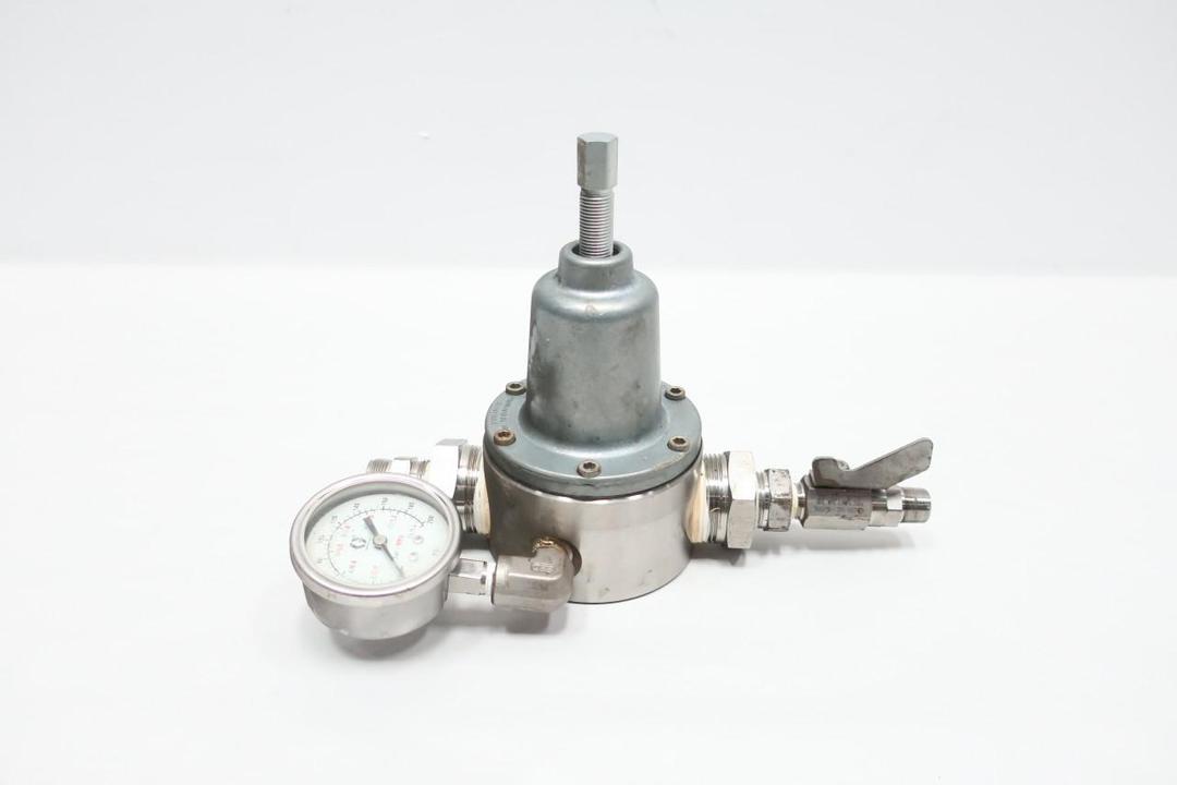 GRACO 208997 STAINLESS PRESSURE REDUCING REGULATOR VALVE