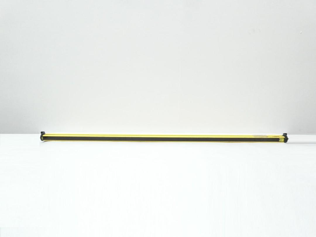 BANNER SLSE30-1500Q8 EZ-SCREEN LIGHT CURTAIN EMITTER 24V-DC