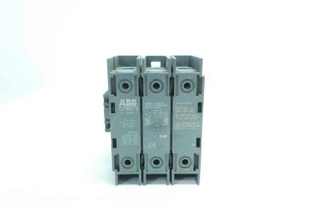 ABB OT30ET3 SWITCH INTERRUPTEUR 3P 30A AMP 600V-AC DISCONNECT SWITCH