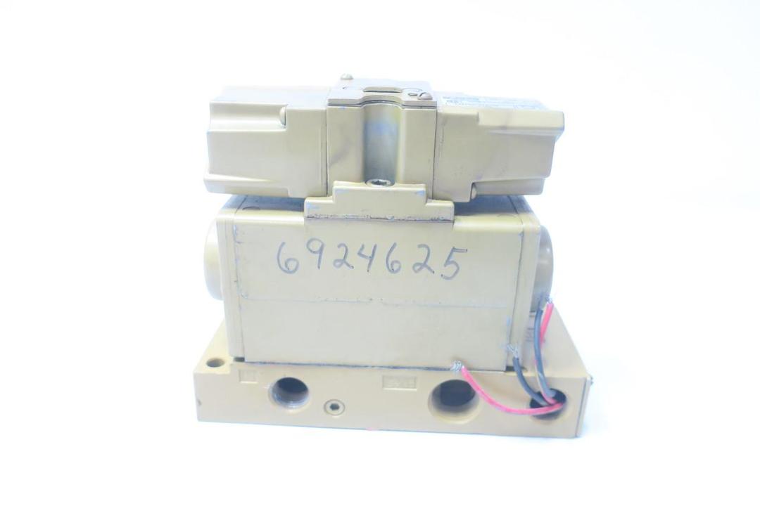 PARKER HHB40VXX01 PNEUMATIC SOLENOID VALVE 120V-AC 150PSI