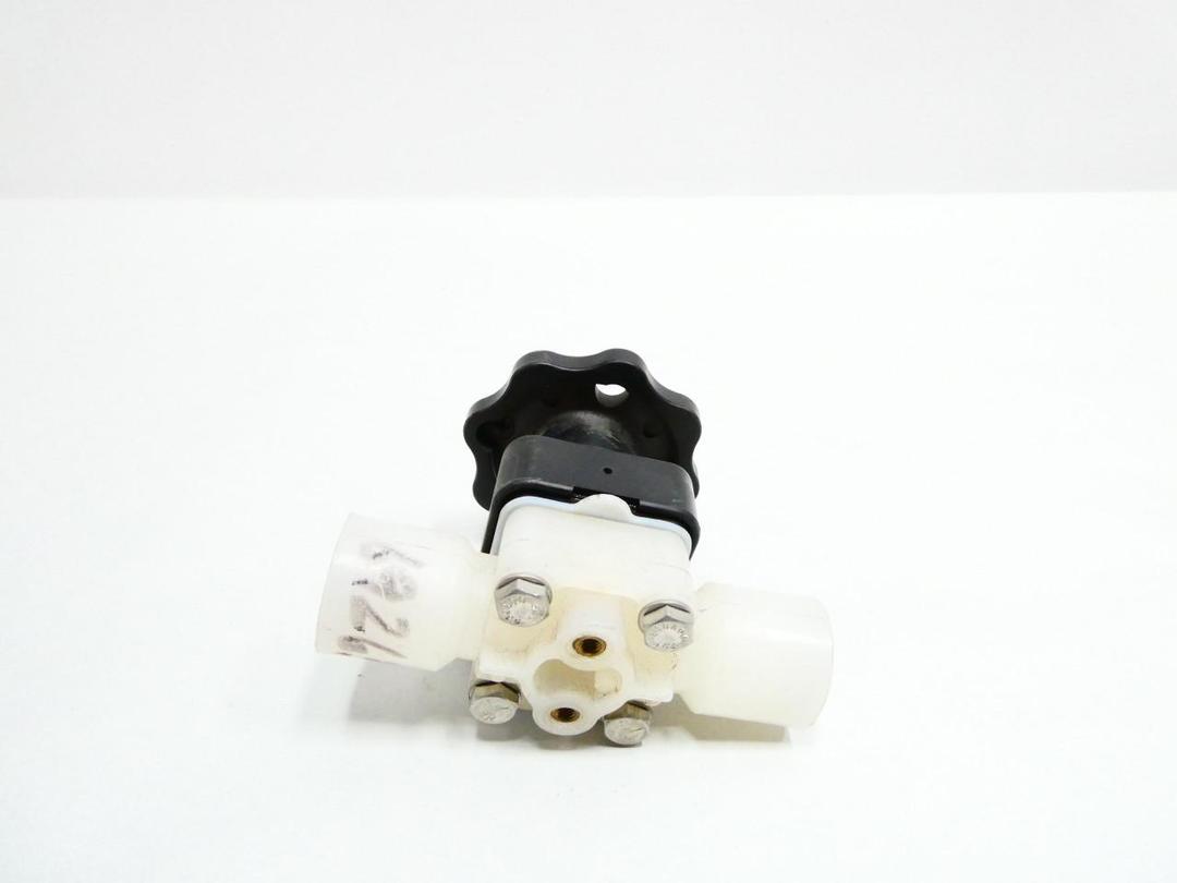 ITT 005-2417-923-00R DIA-FLO MANUAL PVC THREADED DIAPHRAGM VALVE 1/2IN NPT