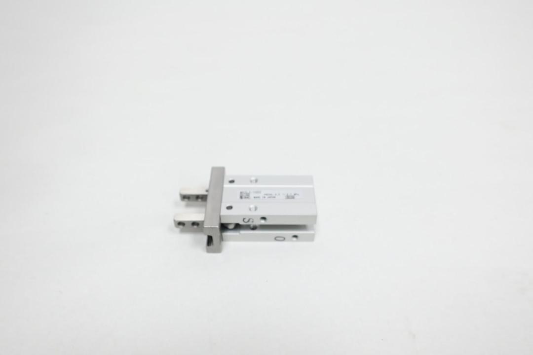 SMC MHZL2-10D2 PNEUMATIC GRIPPER 0.2-0.7MPA