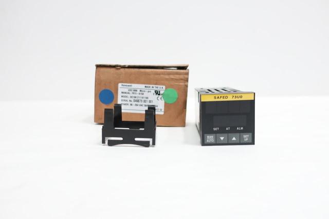 HONEYWELL DC100-211101100 UDC1000 MICRO-PRO PROCESS CONTROLLER