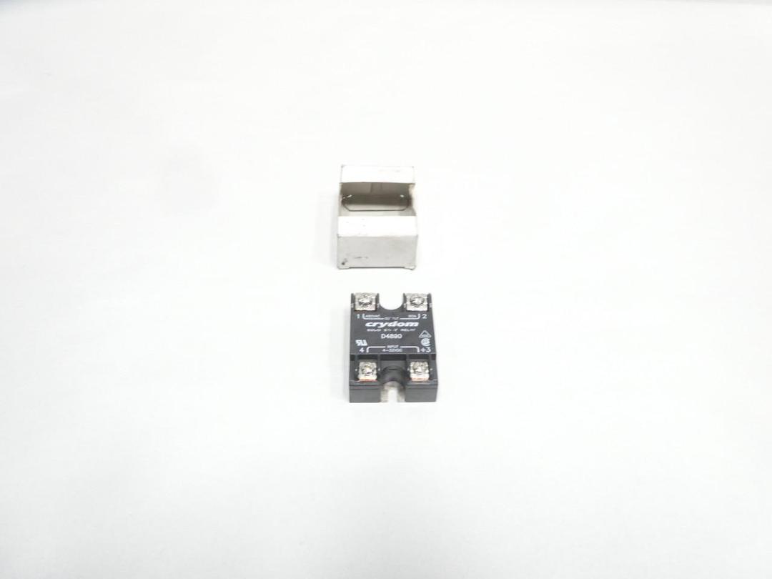 CRYDOM D4890 SOLID STATE RELAY 4-32V-AC 90A AMP 480V-AC