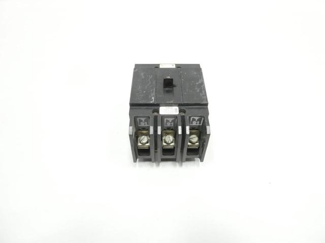 CUTLER HAMMER GHB3015 CIRCUIT BREAKER 3P 240V-AC 125/250V-DC