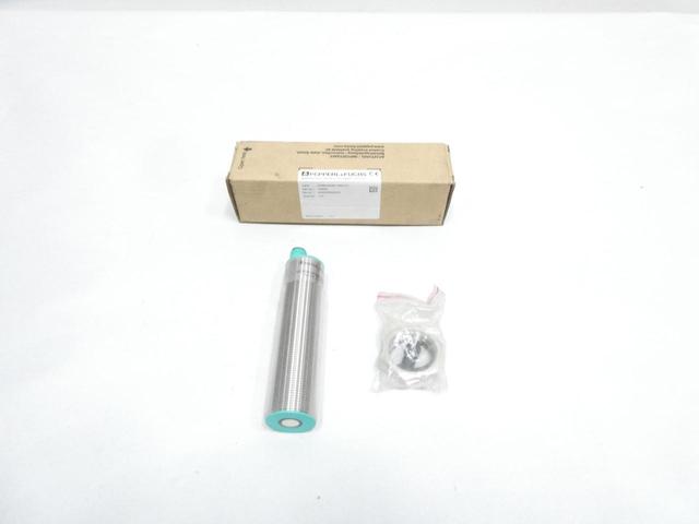 PEPPERL FUCHS UC500-30GM-IUR2-V15 ULTRASONIC SENSOR 10-30V-DC