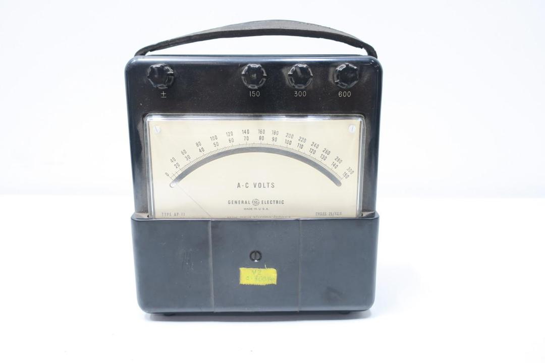 GENERAL ELECTRIC GE 8AP11V1BF1 AP-11 AC VOLTMETER