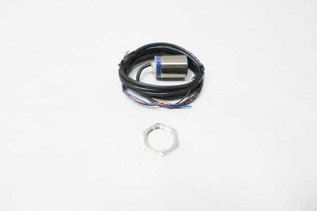 TELEMECANIQUE XS530B1PAL2 PROXIMITY SENSOR 24V 12-24V-DC