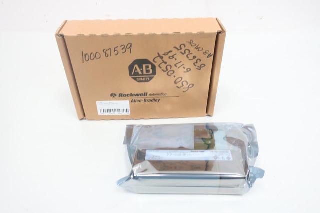 ALLEN BRADLEY 1746-IA4 SLC500 INPUT MODULE SER A
