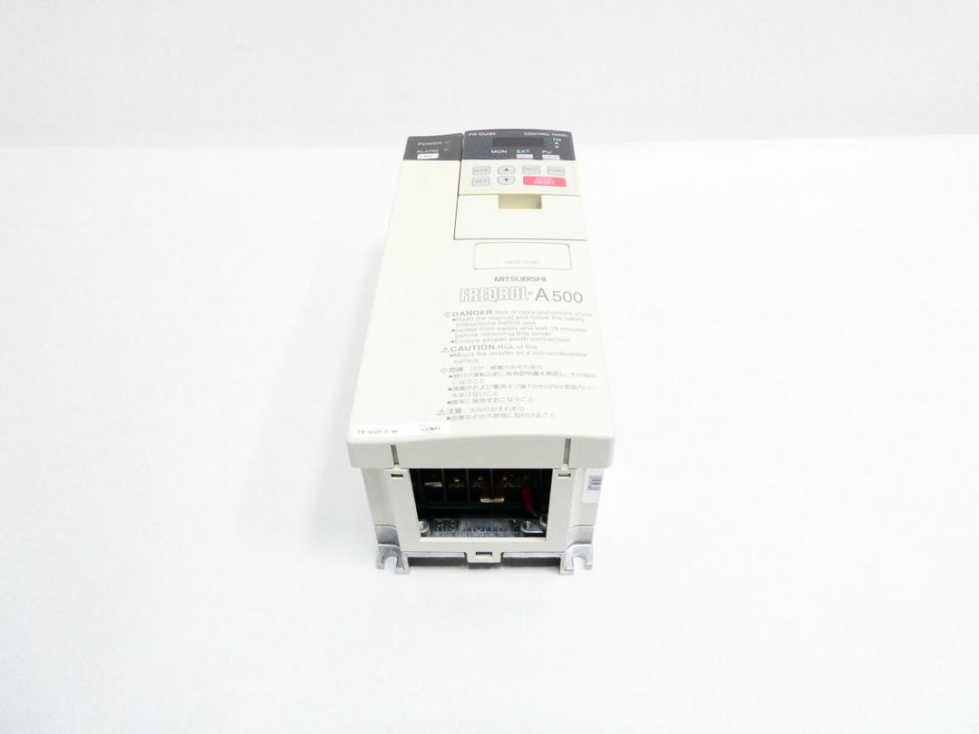 MITSUBISHI FR-A520-0.4K TRANSISTORIZED INVERTER 200-240V-AC 0.2-400HZ