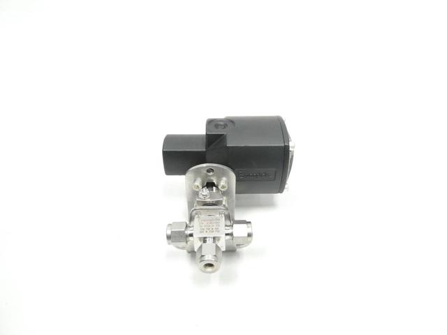SWAGELOK SS-42GXLS4-31D PNEUMATIC STAINLESS BALL VALVE 1/4IN TUBE