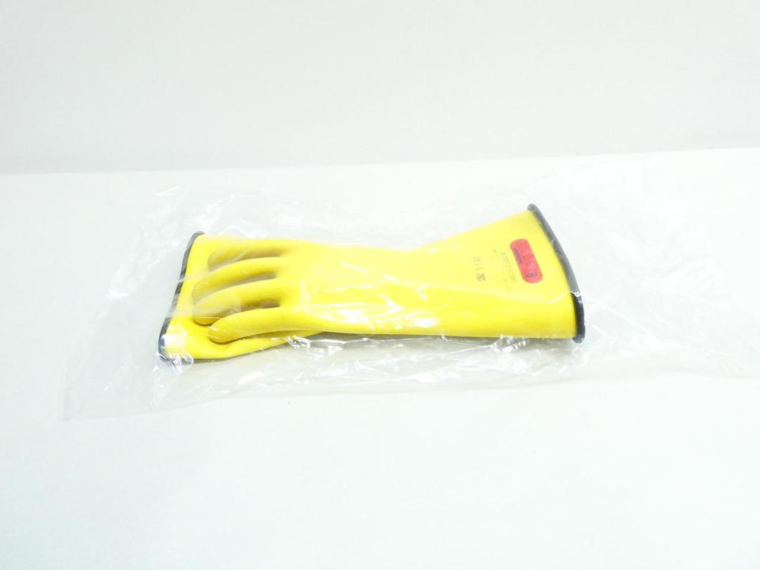 SALISBURY D120 SIZE 9-1/2 CLASS 0 RUBBER GLOVES