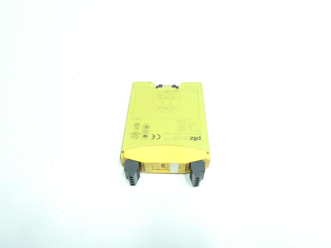 PILZ PNOZ MO4P 773536 SAFETY RELAY SYSTEM EXPANSION MODULE