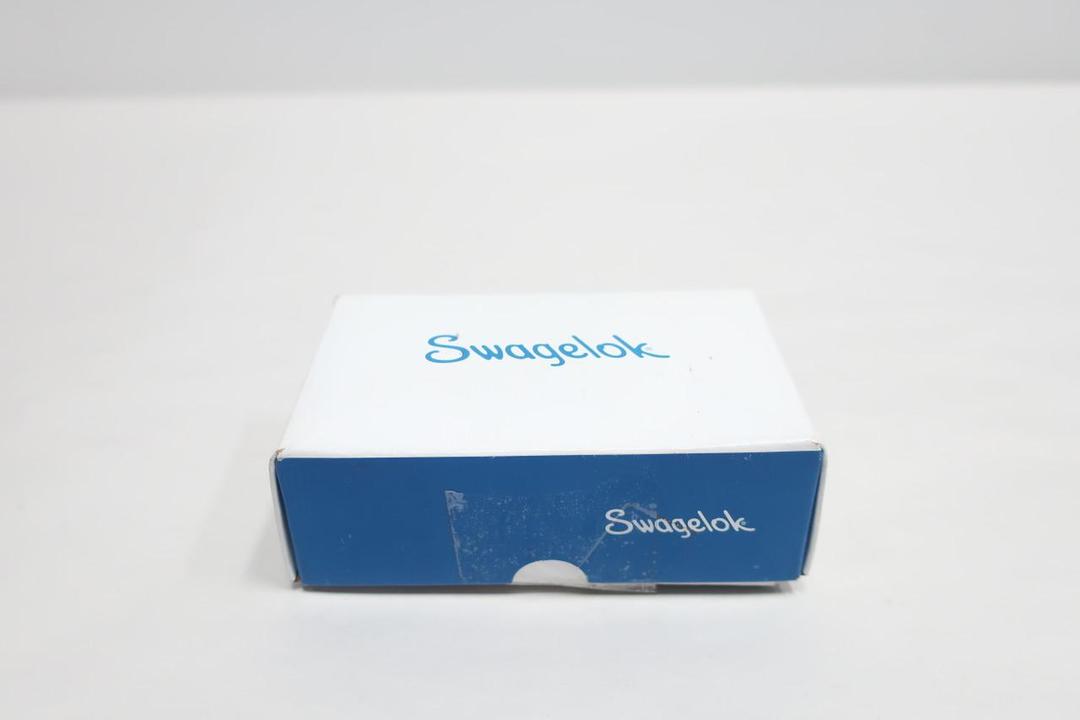 SET 25 SWAGELOK SS-4-HRN-2 STAINLESS REDUCING NIPPLE 1/4IN NPT X 1/8IN NPT