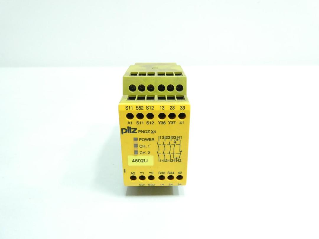 PILZ PNOZ X4 24VDC 3N/O 1N/C 774730 SAFETY RELAY 24V-DC