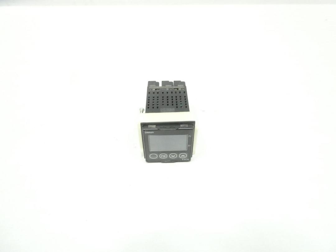 OMRON E5CN-QQ2HHT TEMPERATURE CONTROLLER