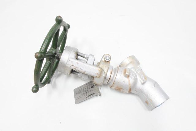 FLOWSERVE D36124 MANUAL STEEL SOCKET WELD GLOBE VALVE 1/2IN 1690
