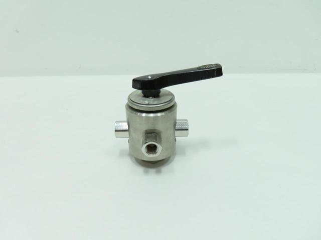 HOKE 7931F4Y MANUAL STAINLESS THREADED BALL VALVE 1/4IN NPT 2000PSI