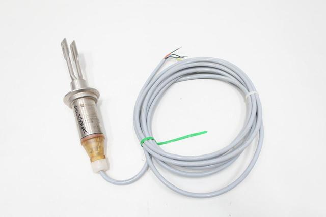 ENDRESS HAUSER FTL330L-RTB1C VIBRATING LEVEL SWITCH 19-253V-AC