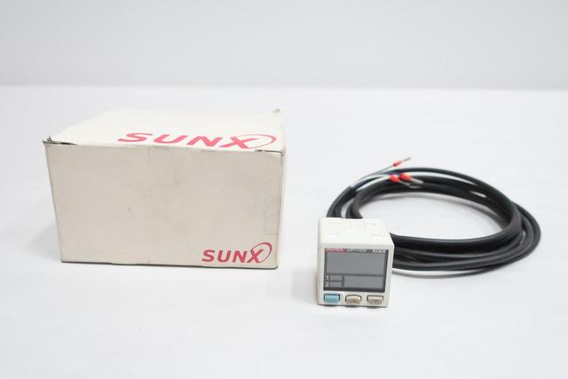 SUNX DP-101-N-P DIGITAL PRESSURE SWITCH 3/8IN 100KPA
