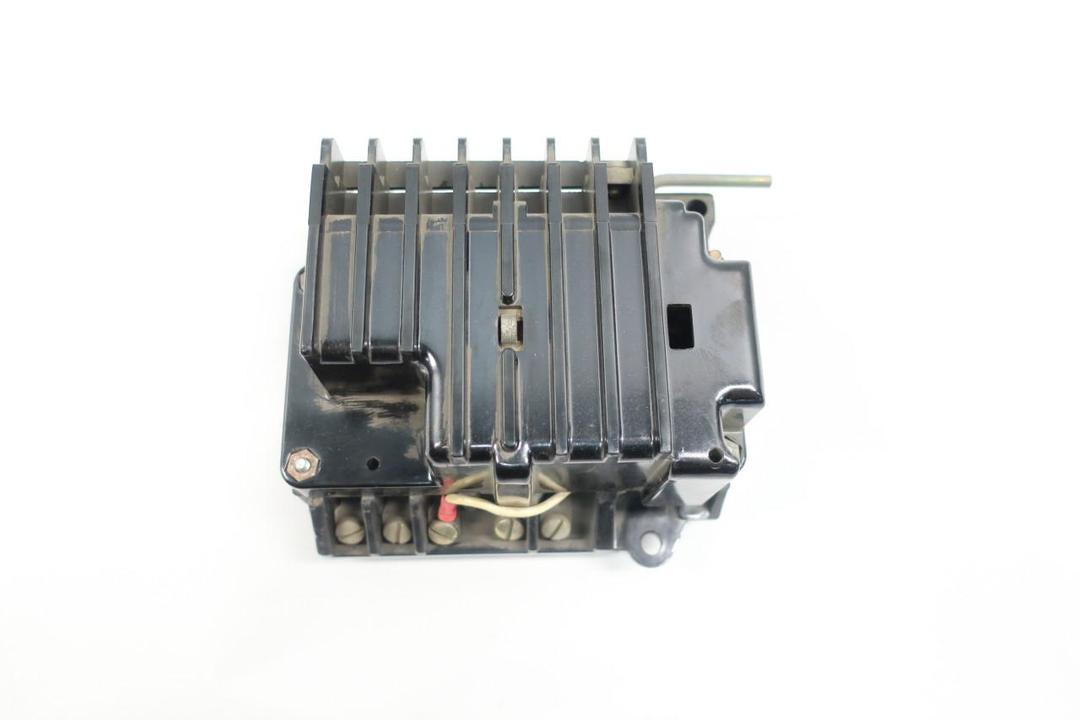 ABB 197609-T10 CONTROL DEVICE 240V-AC